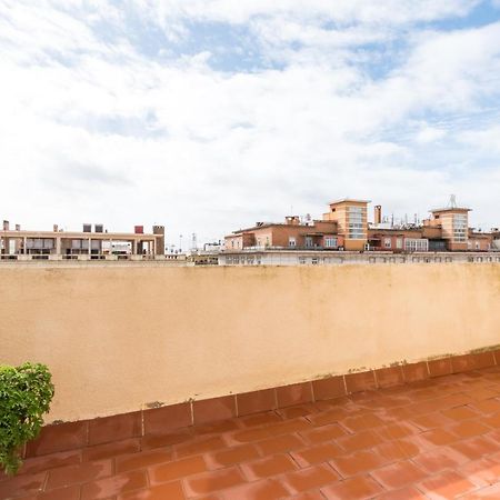 Holi-Rent Apartamento Resitur Seville Exterior photo