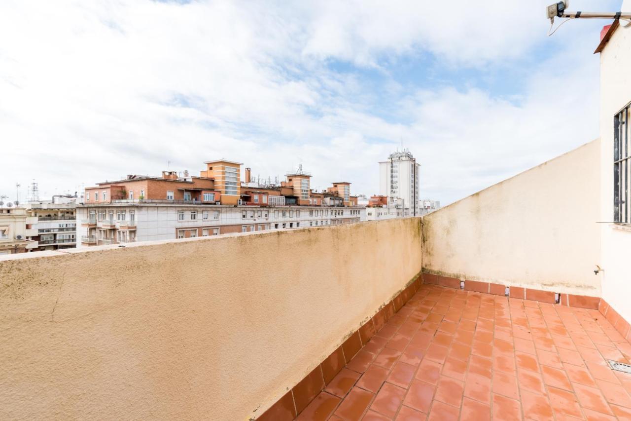 Holi-Rent Apartamento Resitur Seville Exterior photo